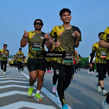 Runner Photo 6674465