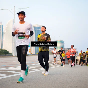 Runner Photo 6674475