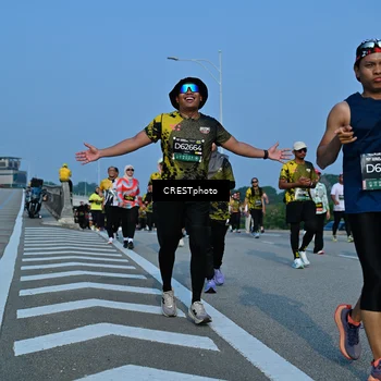 Runner Photo 6674499