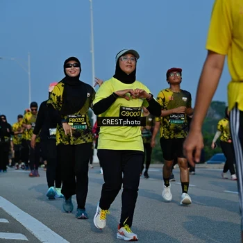Runner Photo 6674548
