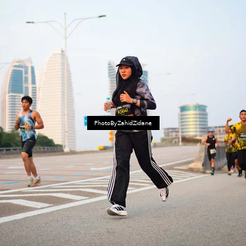 Runner Photo 6674557