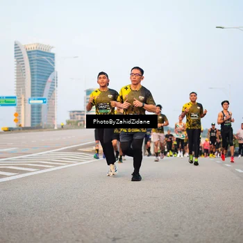 Runner Photo 6674558