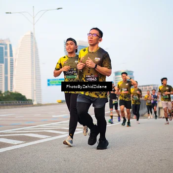 Runner Photo 6674587