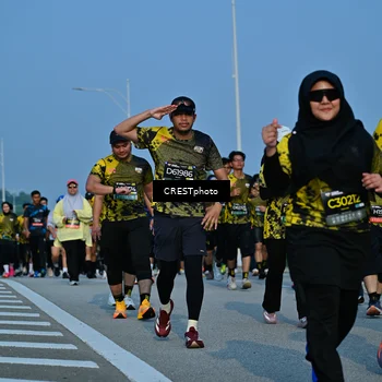Runner Photo 6674588