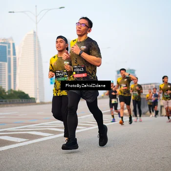 Runner Photo 6674591