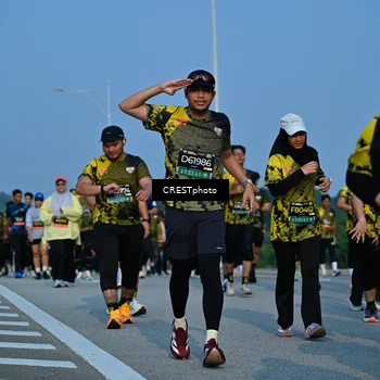 Runner Photo 6674601