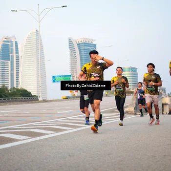 Runner Photo 6674603