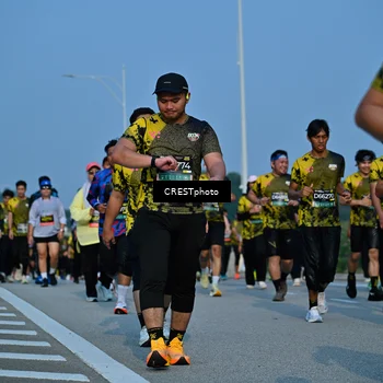 Runner Photo 6674619