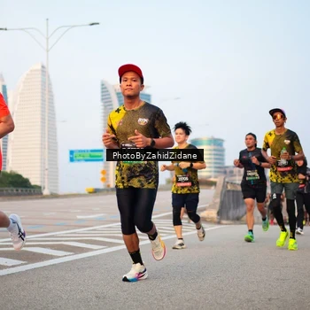 Runner Photo 6674625