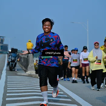 Runner Photo 6674629