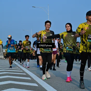 Runner Photo 6674670