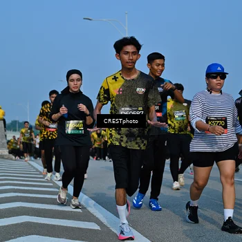 Runner Photo 6674691