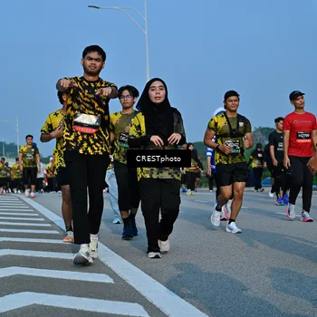 Runner Photo 6674696