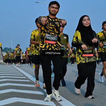 Runner Photo 6674711