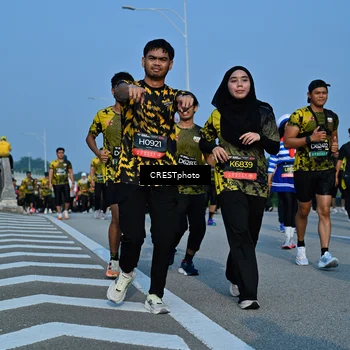 Runner Photo 6674716