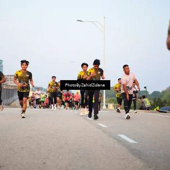 Runner Photo 6674721