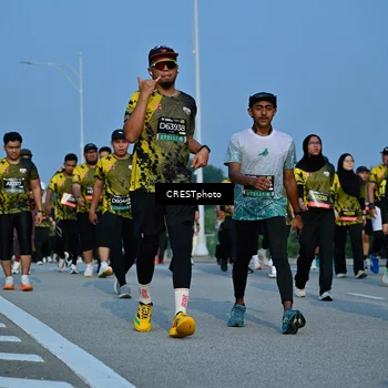 Runner Photo 6674729