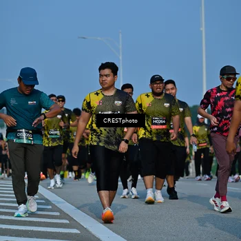 Runner Photo 6674738