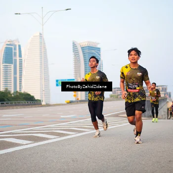 Runner Photo 6674751
