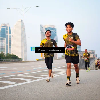 Runner Photo 6674765
