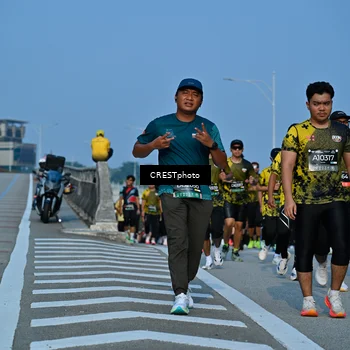 Runner Photo 6674771