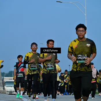 Runner Photo 6674801