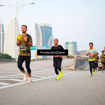 Runner Photo 6674810