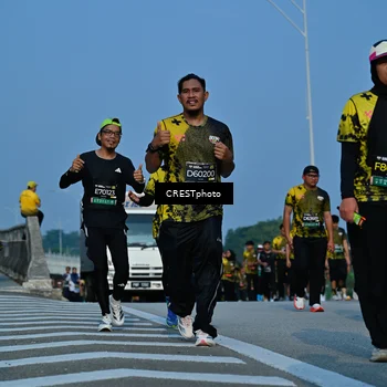 Runner Photo 6674826