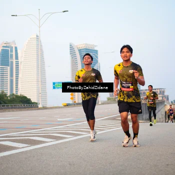 Runner Photo 6674862