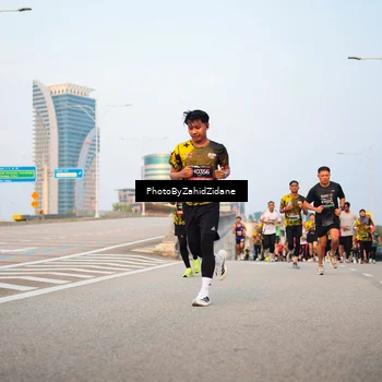 Runner Photo 6674886