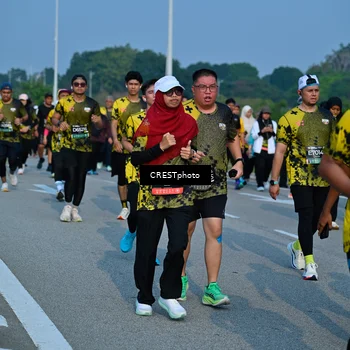 Runner Photo 6674888