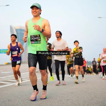 Runner Photo 6674952