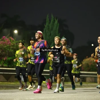 Runner Photo 6674963