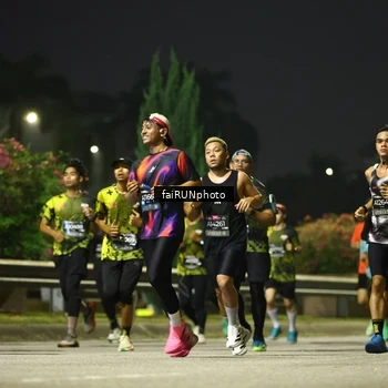Runner Photo 6674989