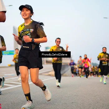 Runner Photo 6675033