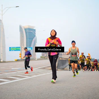 Runner Photo 6675080