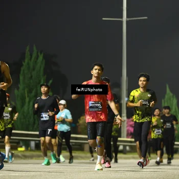 Runner Photo 6675110