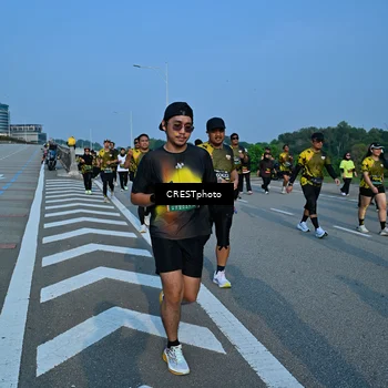 Runner Photo 6675153