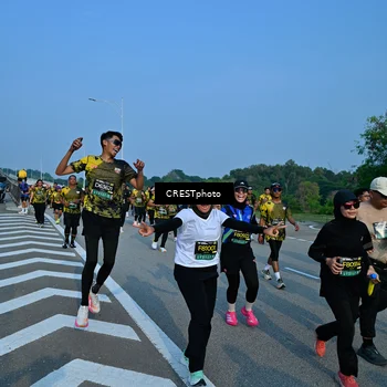Runner Photo 6675190