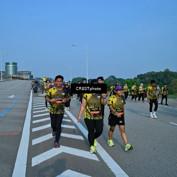 Runner Photo 6675235