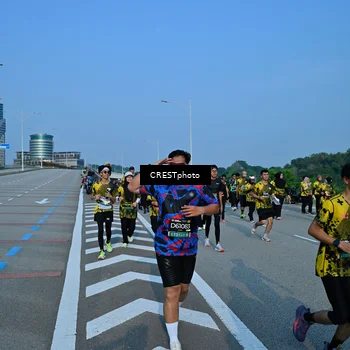 Runner Photo 6675241
