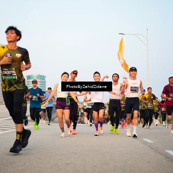 Runner Photo 6675244