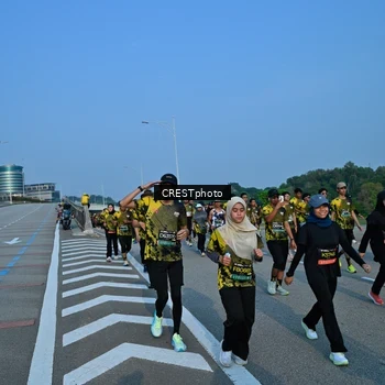 Runner Photo 6675270