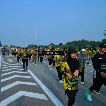 Runner Photo 6675281