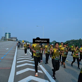 Runner Photo 6675308