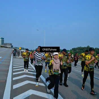 Runner Photo 6675314