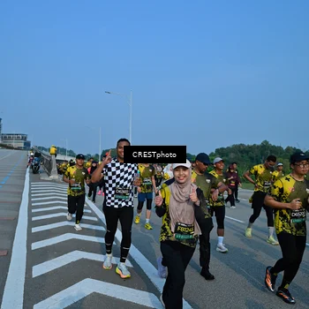Runner Photo 6675316