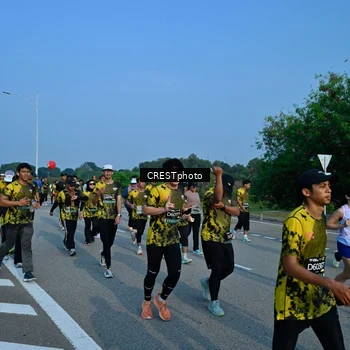 Runner Photo 6675346