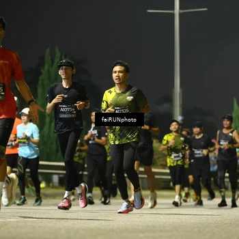 Runner Photo 6675354