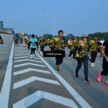 Runner Photo 6675402